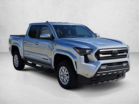 Used 2025 Toyota Tacoma SR5 AWD/4WD image 3