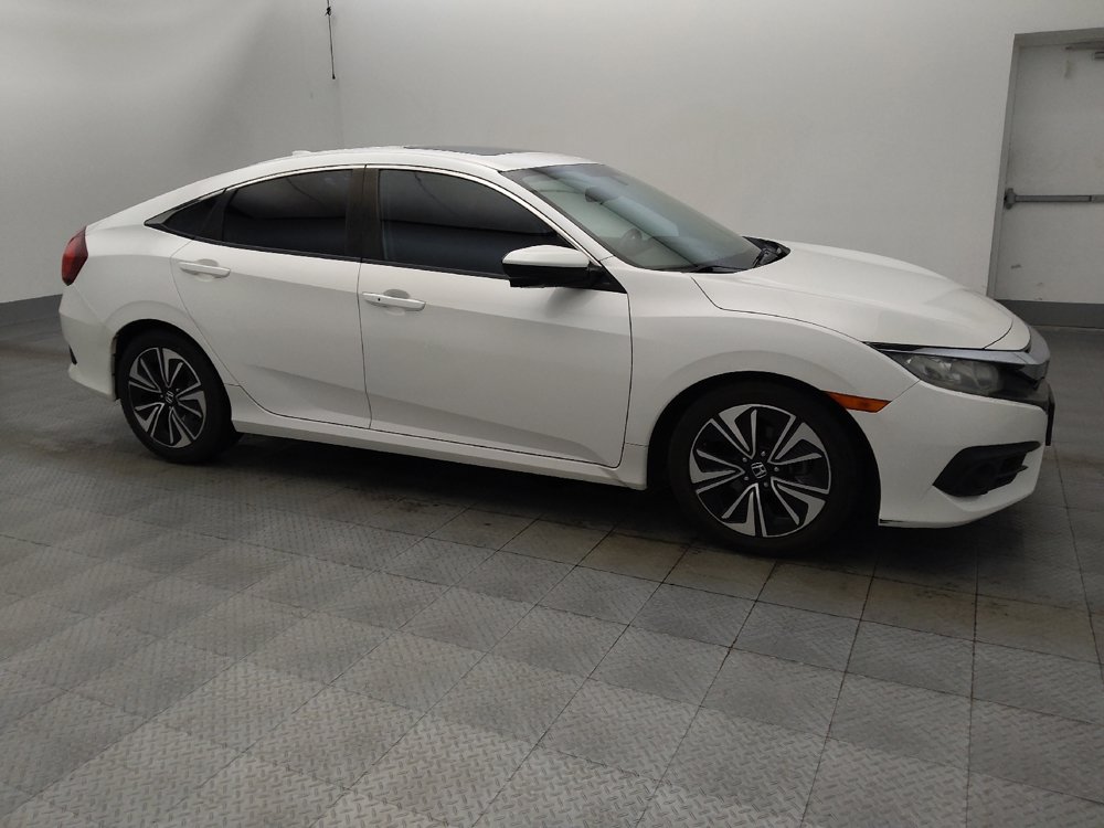 Used 2018 Honda Civic EX-T image 11
