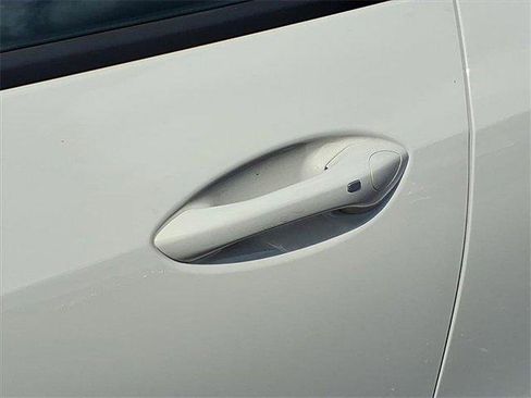 New 2026 Chevrolet Trax RS image 20