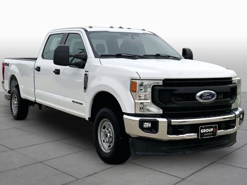 Used 2021 Ford F250 XL w/ Power Equipment Group AWD/4WD image 3