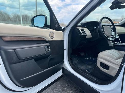 Used 2020 Land Rover Discovery HSE AWD/4WD image 15