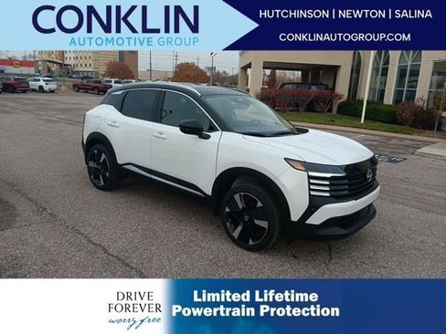 New 2026 Nissan Kicks SR w/ SR Premium Package AWD/4WD image 1