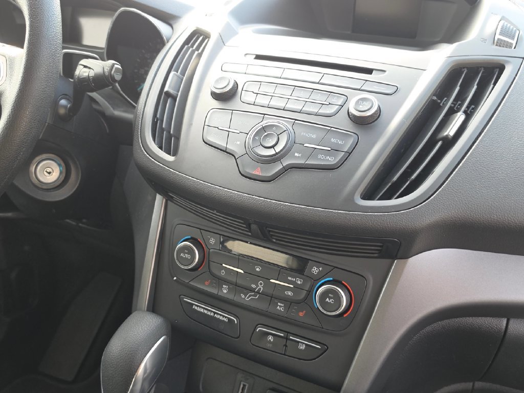 Used 2018 Ford Escape SE AWD/4WD image 15