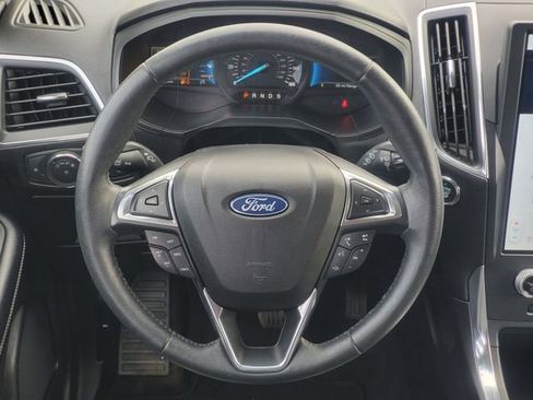 Used 2022 Ford Edge Titanium AWD/4WD image 24