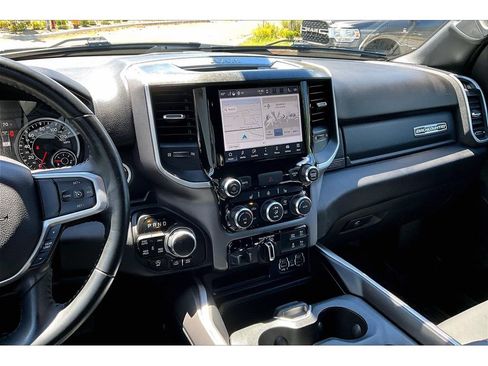 Used 2023 RAM 1500 Big Horn AWD/4WD image 6