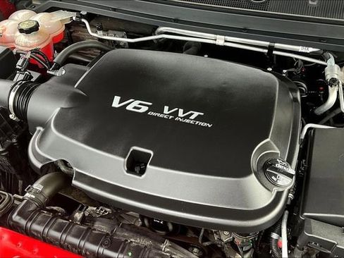 Used 2022 Chevrolet Colorado Z71 AWD/4WD image 31