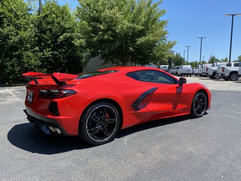 Used 2024 Chevrolet Corvette Stingray Preferred Cpe w/ 2LT RWD image 9