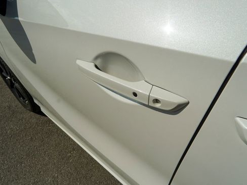 Used 2023 Honda Odyssey Sport image 8