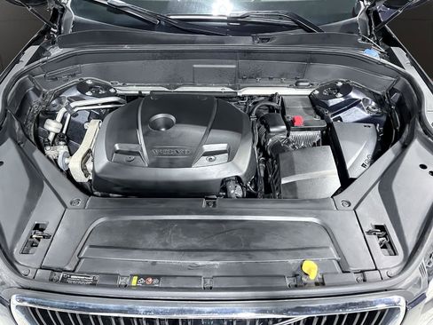 Used 2016 Volvo XC90 T6 Momentum image 21