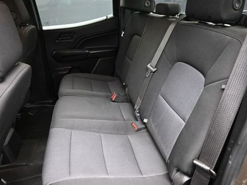 Used 2023 Chevrolet Colorado W/T image 18