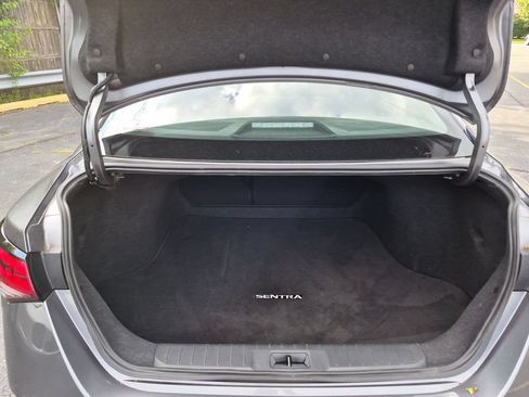 Used 2025 Nissan Sentra S FWD image 23