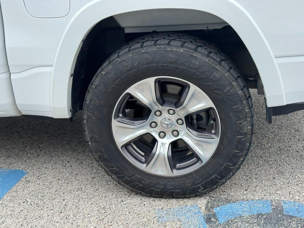Used 2020 RAM 1500 Laramie AWD/4WD image 10