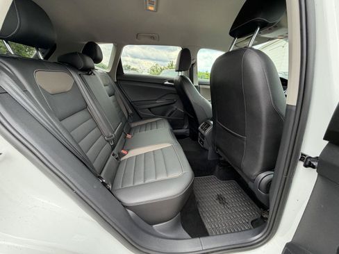 Used 2022 Volkswagen Taos SEL AWD/4WD image 24