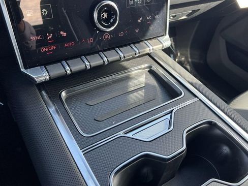 New 2026 GMC Sierra EV Elevation image 19