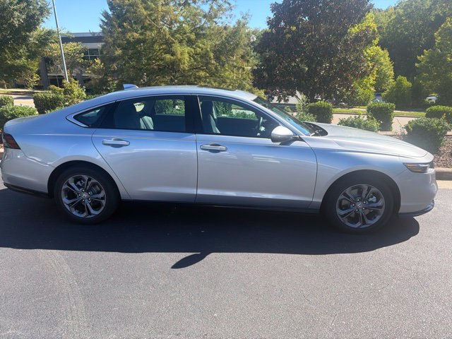 Used 2026 Honda Accord EX-L image 5