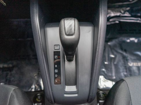 Used 2023 Nissan Versa S w/ Trunk Package image 23