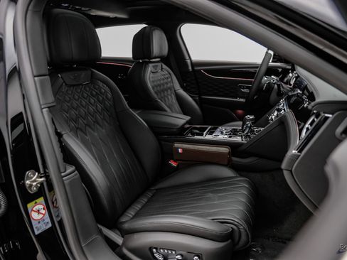 Used 2022 Bentley Flying Spur V8 AWD/4WD image 49