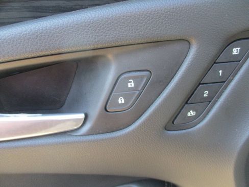 Used 2016 Buick Envision Premium AWD/4WD image 13