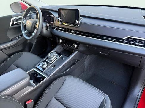 Used 2023 Mitsubishi Outlander ES image 22
