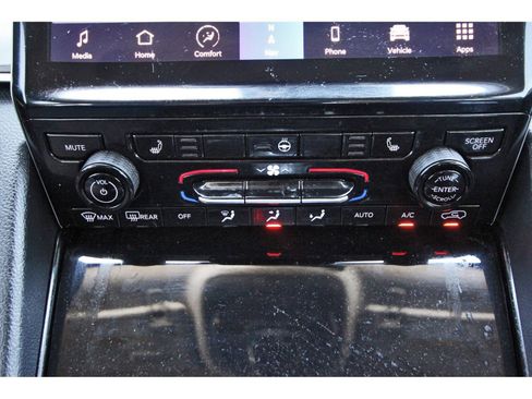 Used 2023 Jeep Grand Cherokee L Limited image 27