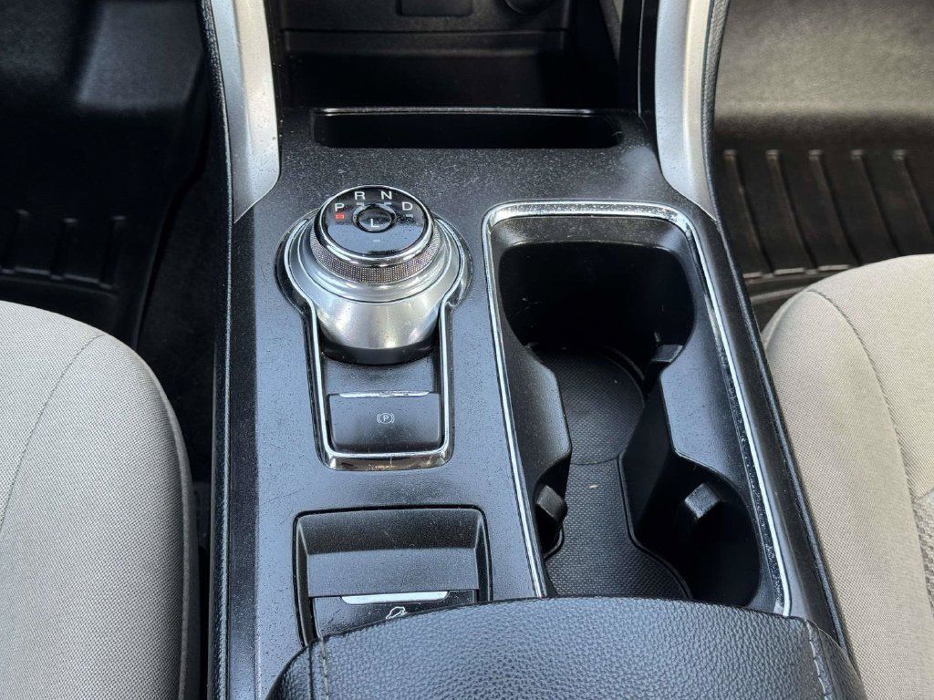 Used 2019 Ford Fusion S FWD image 8