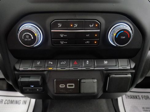 Used 2024 Chevrolet Silverado 2500 Custom w/ Custom Value Package AWD/4WD image 28