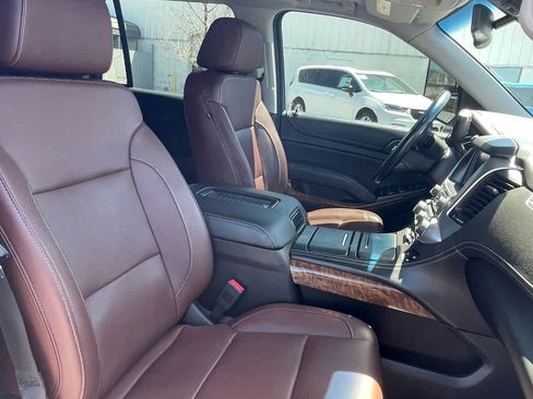 Used 2019 Chevrolet Tahoe Premier w/ Premier Plus Edition AWD/4WD image 25