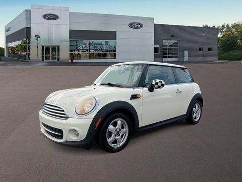 Used 2011 MINI Cooper Hardtop FWD image 1