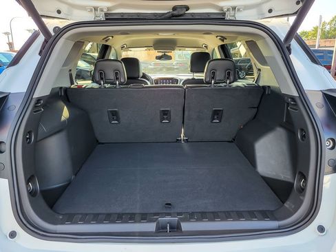 Certified 2020 GMC Terrain SLT w/ Preferred Package image 18