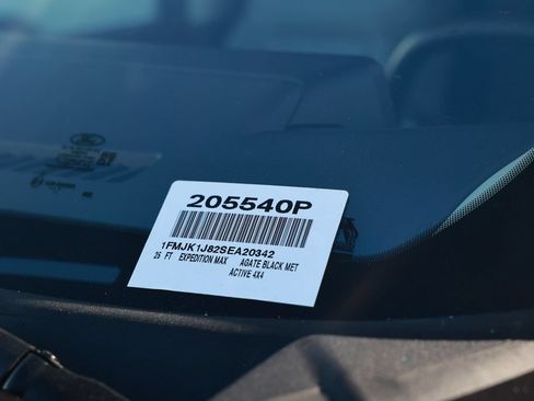 Used 2025 Ford Expedition Max Active AWD/4WD image 44