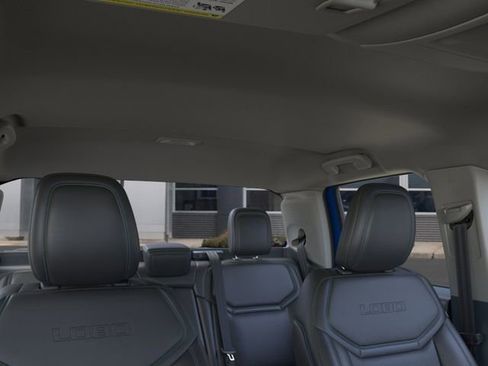 New 2025 Ford Maverick Lobo AWD/4WD image 12
