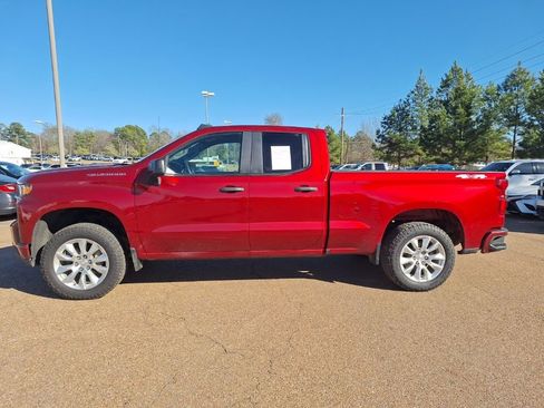 Used 2022 Chevrolet Silverado 1500 Custom w/ Safety Confidence Package image 8