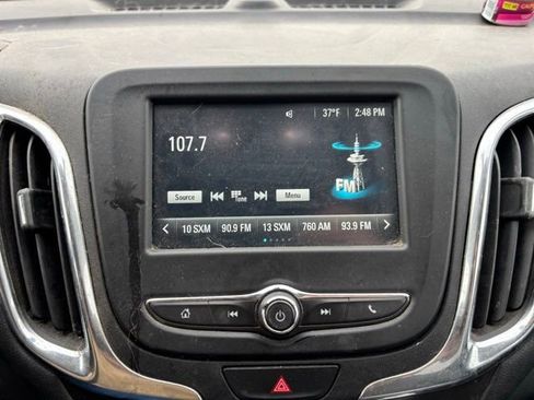 Used 2018 Chevrolet Equinox LT image 12