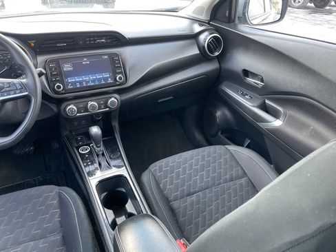 Certified 2024 Nissan Kicks SV image 11
