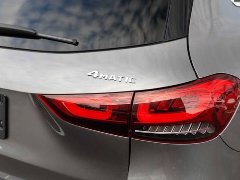 Certified 2022 Mercedes-Benz GLA 250 4MATIC image 16