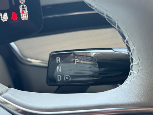 New 2025 Volvo EX90 Plus image 21