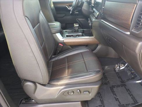 Used 2022 Chevrolet Silverado 1500 High Country w/ Z71 Off-Road Package image 19