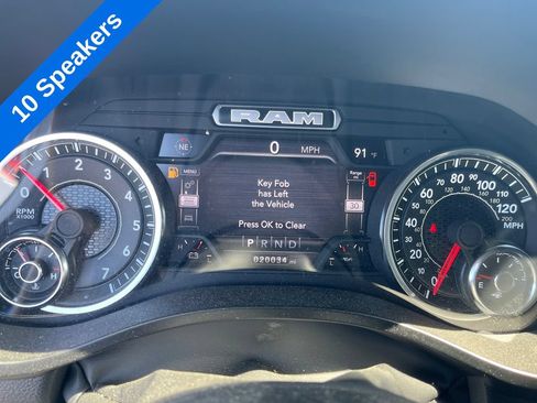Used 2023 RAM 1500 Laramie AWD/4WD image 18