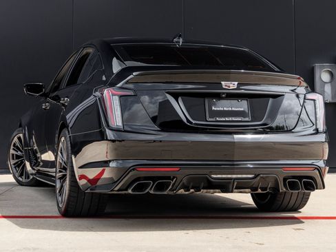 Used 2024 Cadillac CT5 V Blackwing w/ Driver Assist Package RWD image 6