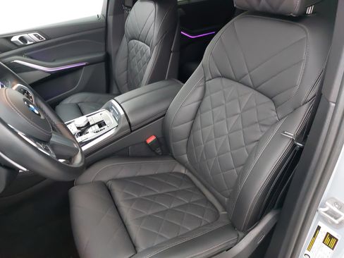 Used 2024 BMW X5 xDrive40i w/ Executive Package AWD/4WD image 5