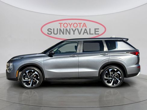 Used 2024 Mitsubishi Outlander SE image 6