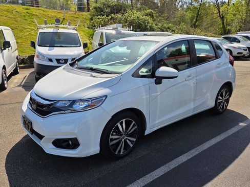 Used 2018 Honda Fit EX image 3