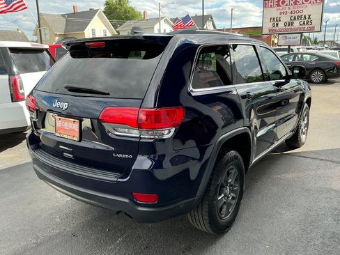 Used 2015 Jeep Grand Cherokee Laredo w/ Quick Order Package 23E AWD/4WD image 4