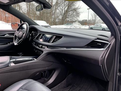 Used 2023 Buick Enclave Essence w/ Experience Buick Package image 22