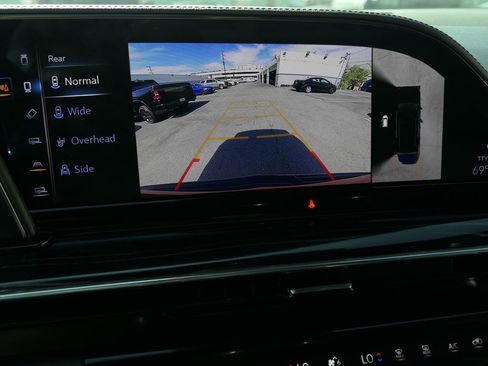 Used 2022 Cadillac Escalade ESV Sport image 18