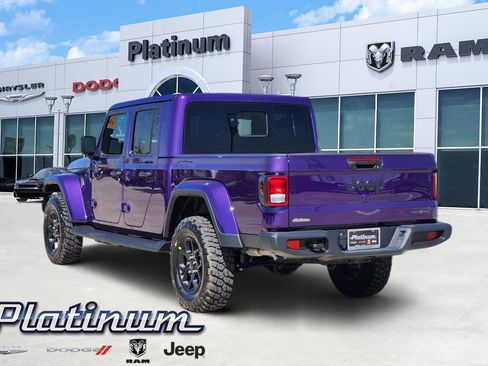 New 2026 Jeep Gladiator Sport AWD/4WD image 4