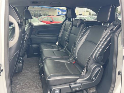 Used 2023 Honda Odyssey Elite image 23