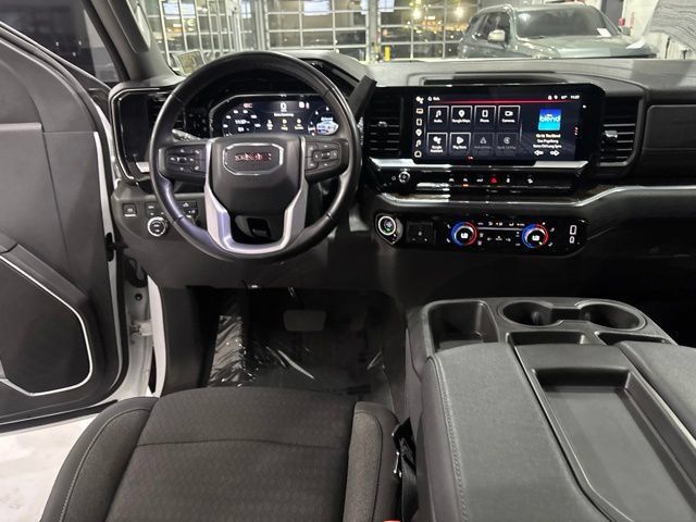 Used 2024 GMC Sierra 1500 Elevation w/ X31 Off-Road Package AWD/4WD image 30