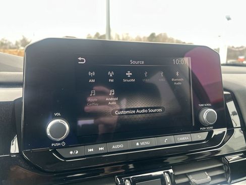 Used 2024 Nissan Pathfinder SV w/ Cargo Package image 22