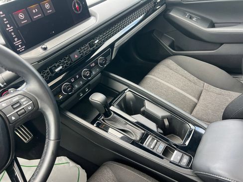 Used 2024 Honda Accord Sport image 22
